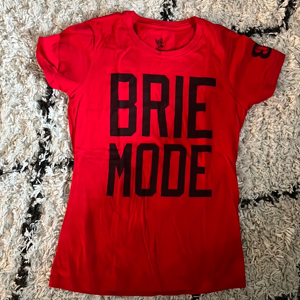 WWE DIVAS BRIE MODE TSHIRT SIZE M